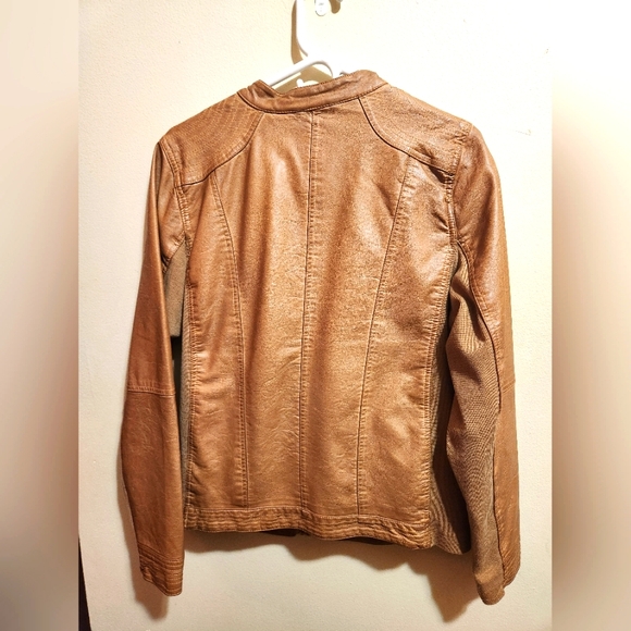 Jacket - Picture 2 of 3